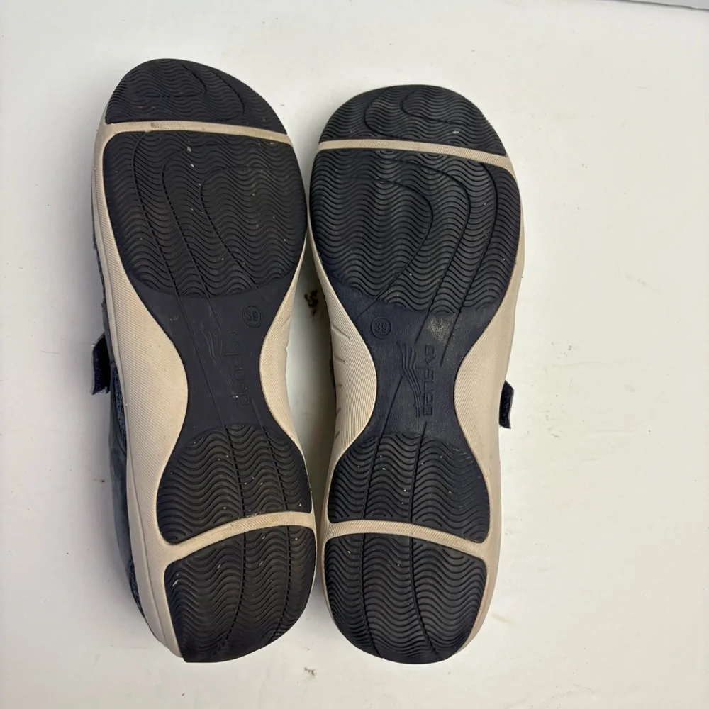 Dansko Blue Hennie and Cream Mary Jane Flats Size 39 8.5 9